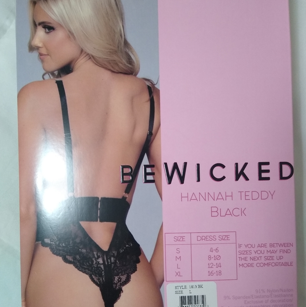 Lingerie - Picture 2 of 4